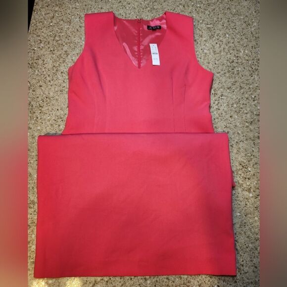 J.Crew Interview Dress in Four Season Stretch - Picture 1 of 8